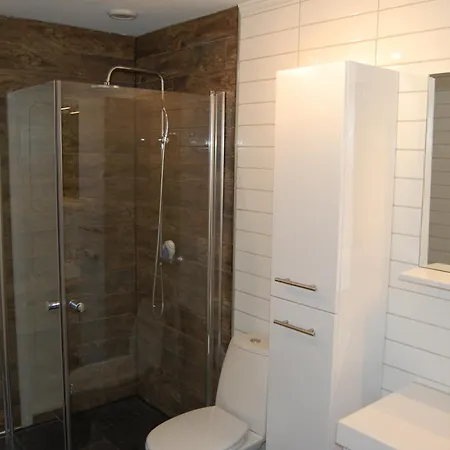 Nede Ved Sjoen Inntil 6 Pers